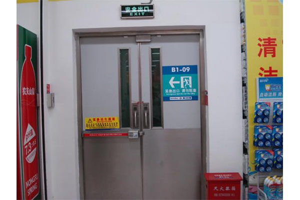 緊急疏散門