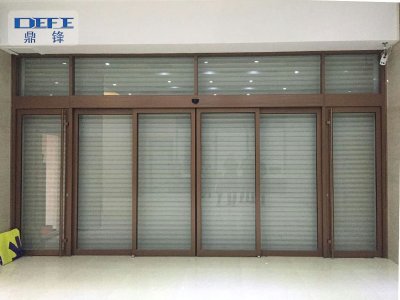 自動型材門