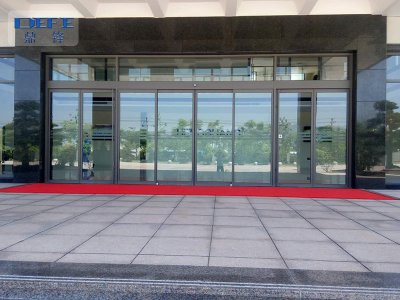 自動型材門